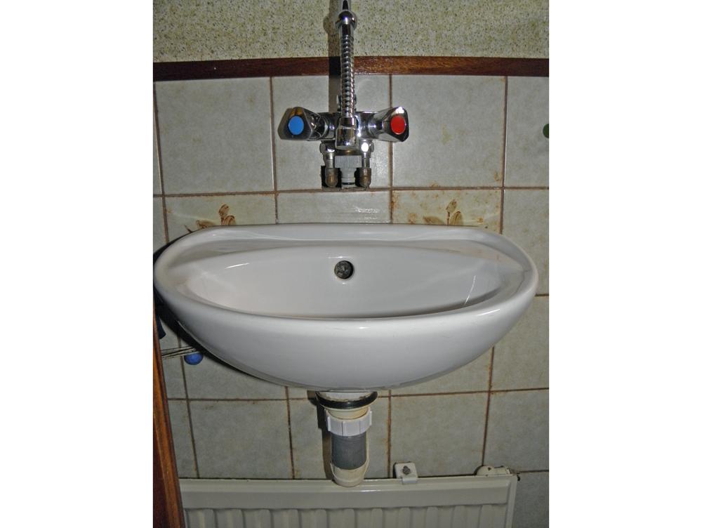 Aft cabin, Accommodation